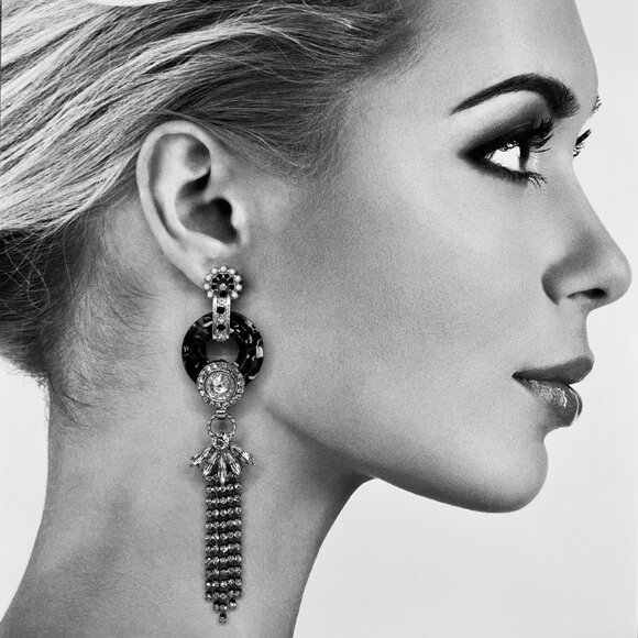 "Sharese" NEW  Black White Glam Chandelier Tassel Statement Fashion Earrings - Picture 3 of 3